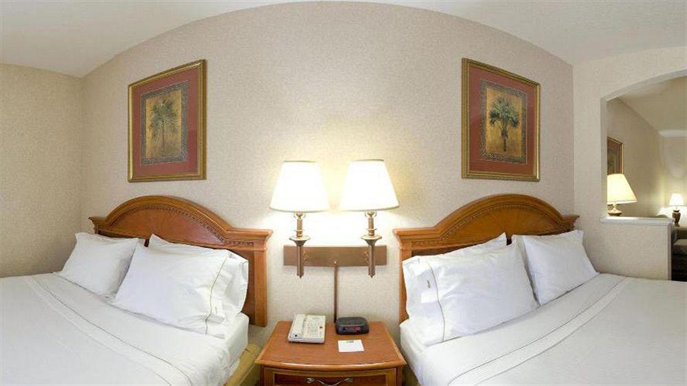 Armoni Inn & Suites Orangeburg Ngoại thất bức ảnh